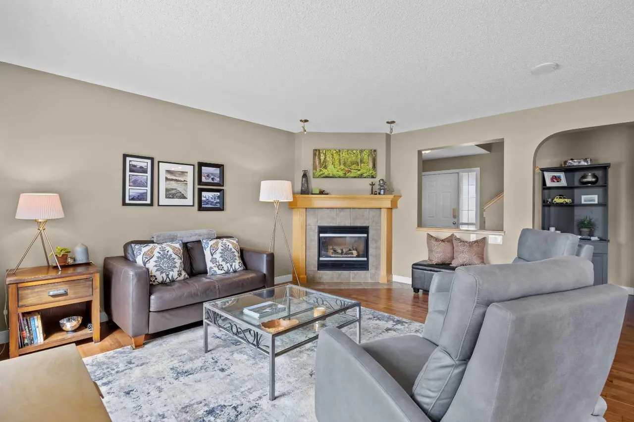 292 Tuscany Ridge View NW