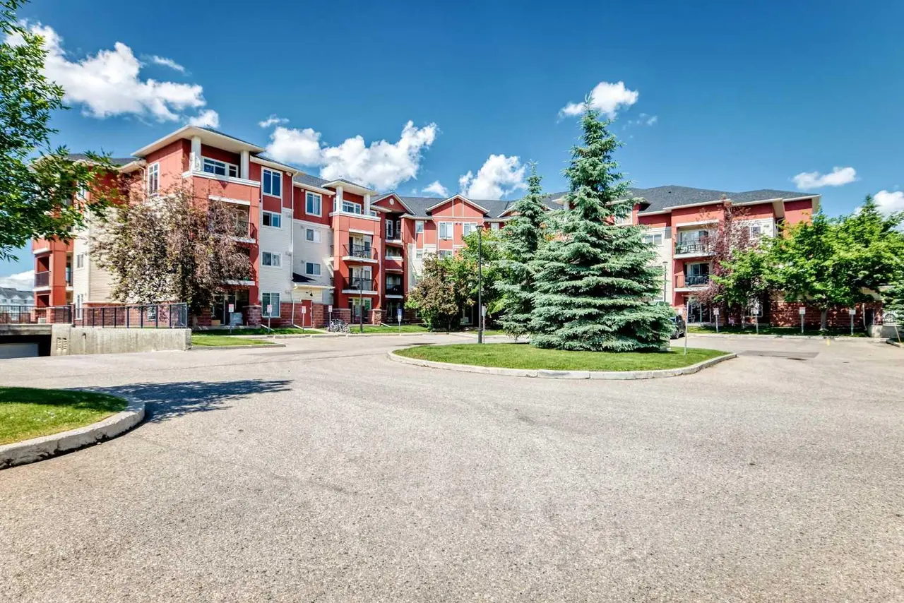 115, 156 Country Village Circle NE