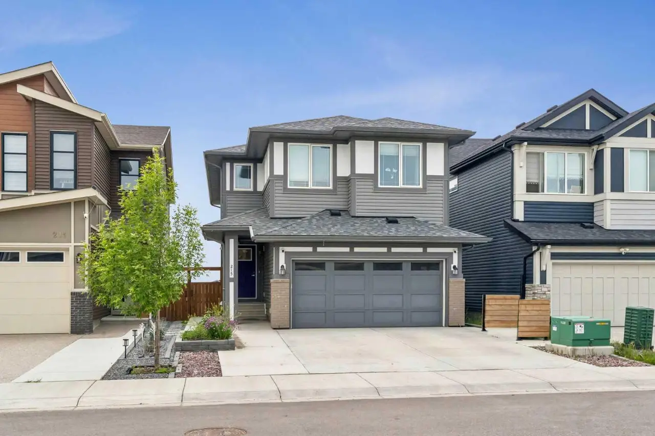 215 Lucas Terrace NW