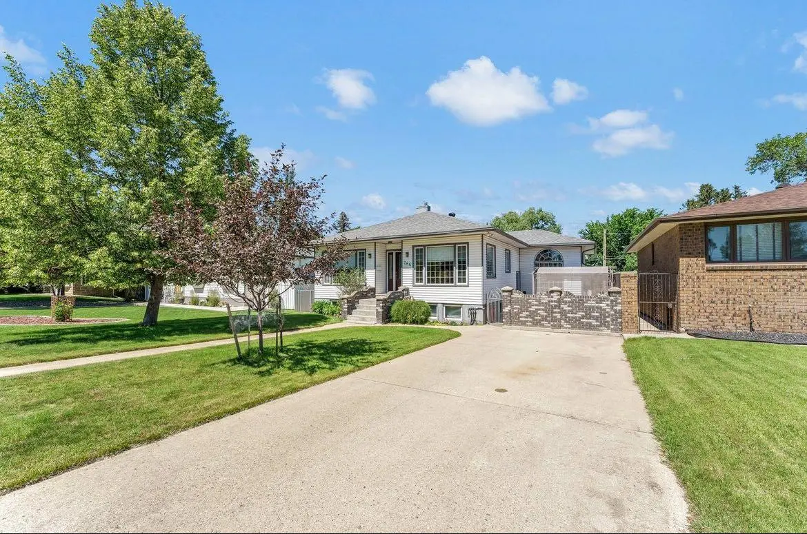 266 Prospect Drive SW