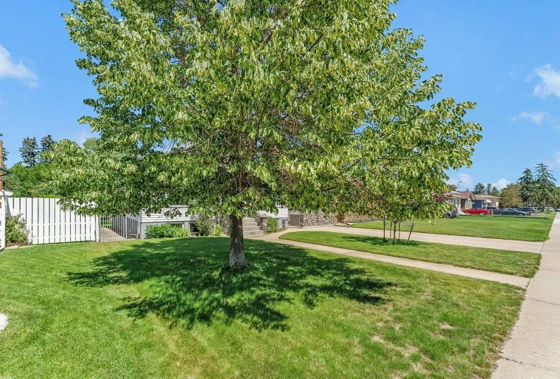 266 Prospect Drive SW