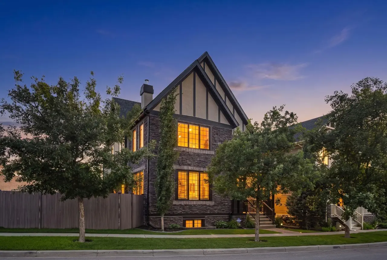 29 Mary Dover Drive SW