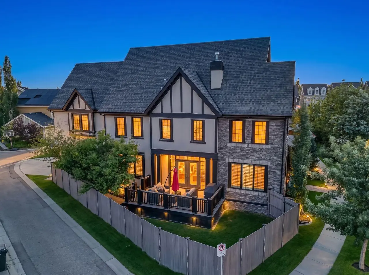 29 Mary Dover Drive SW