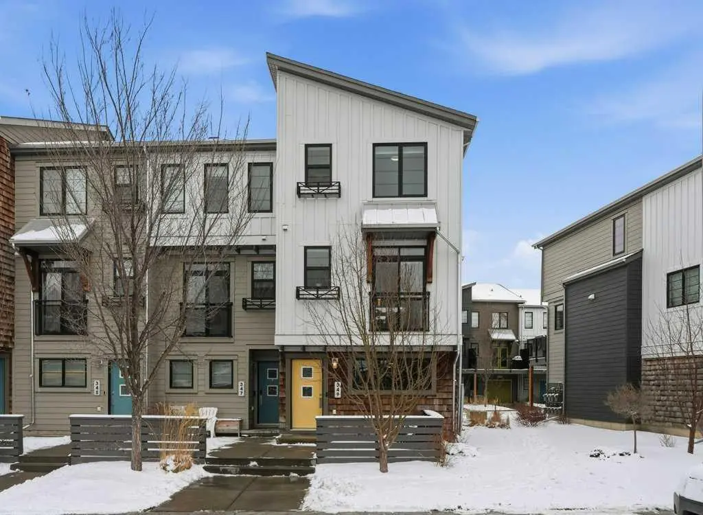 349 Walden Drive SE