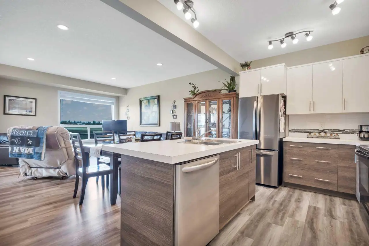 10, 76 Terrace Heights Drive 