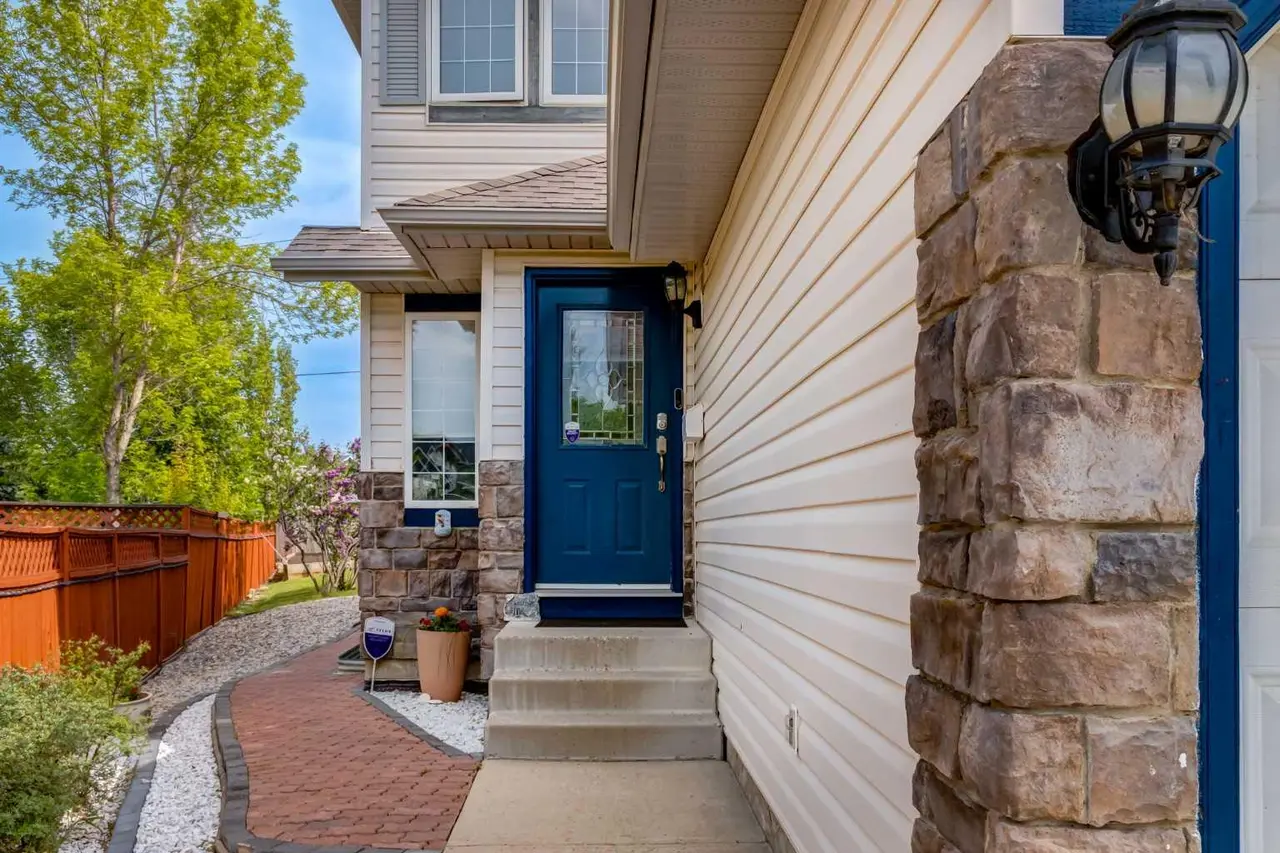 191 Bridlewood Circle SW