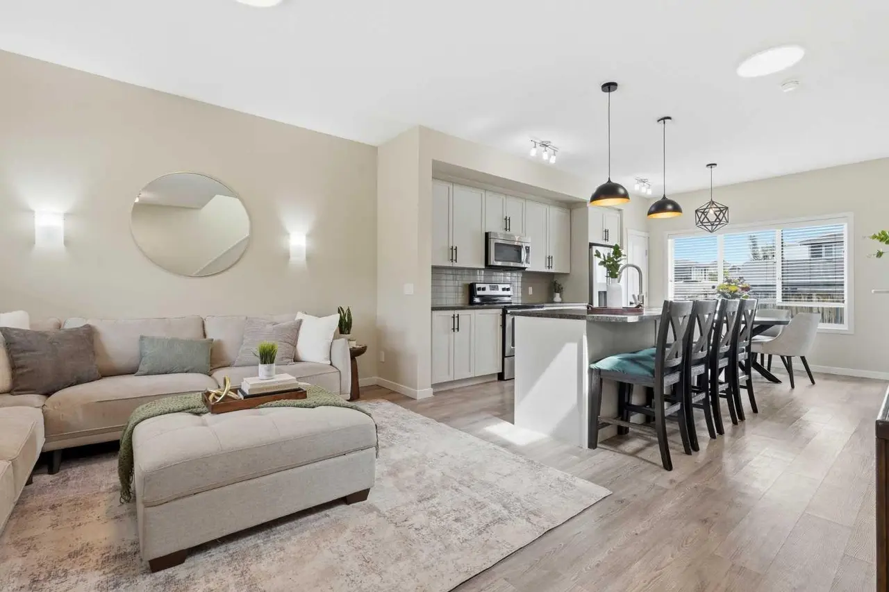 591 Mahogany Boulevard SE