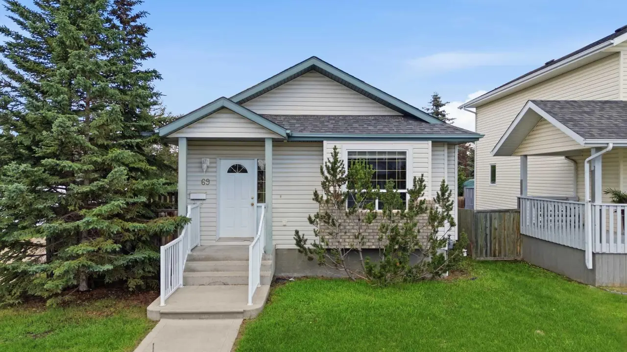 69 Durand Crescent