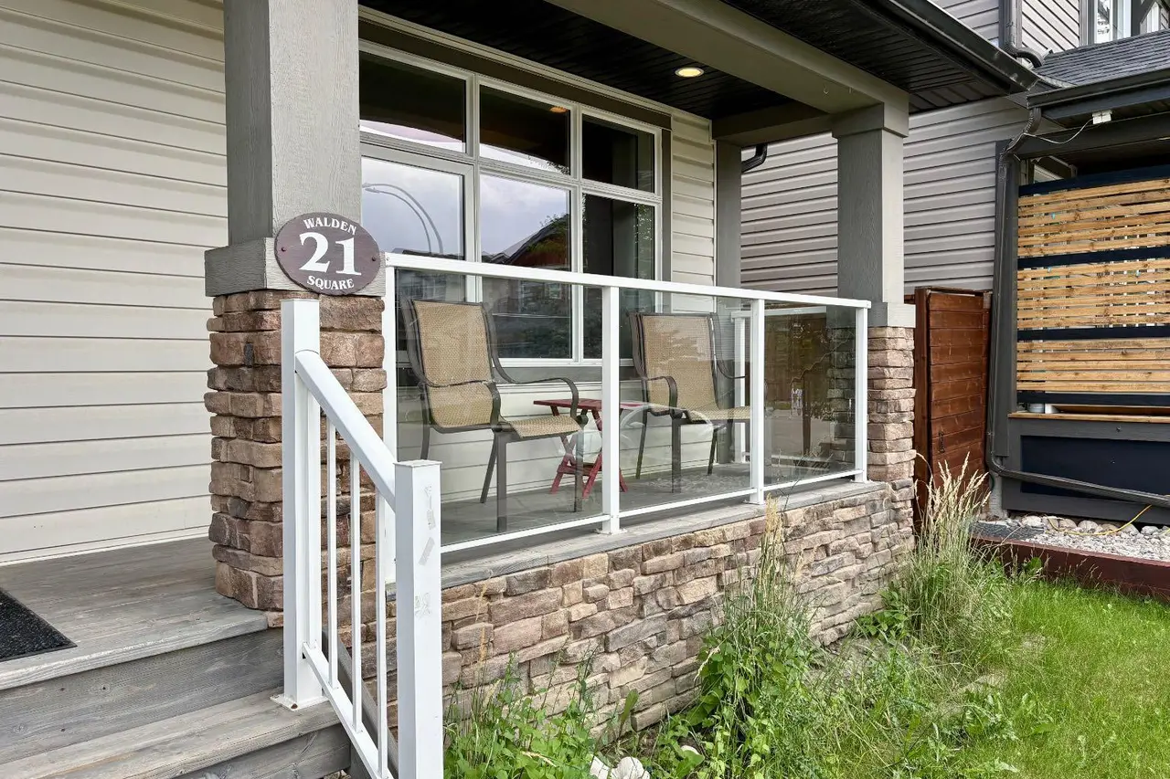 21 Walden Square SE