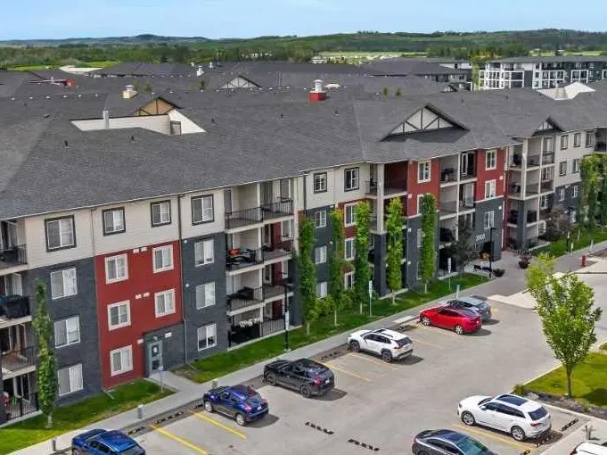 3406, 81 Legacy Boulevard SE
