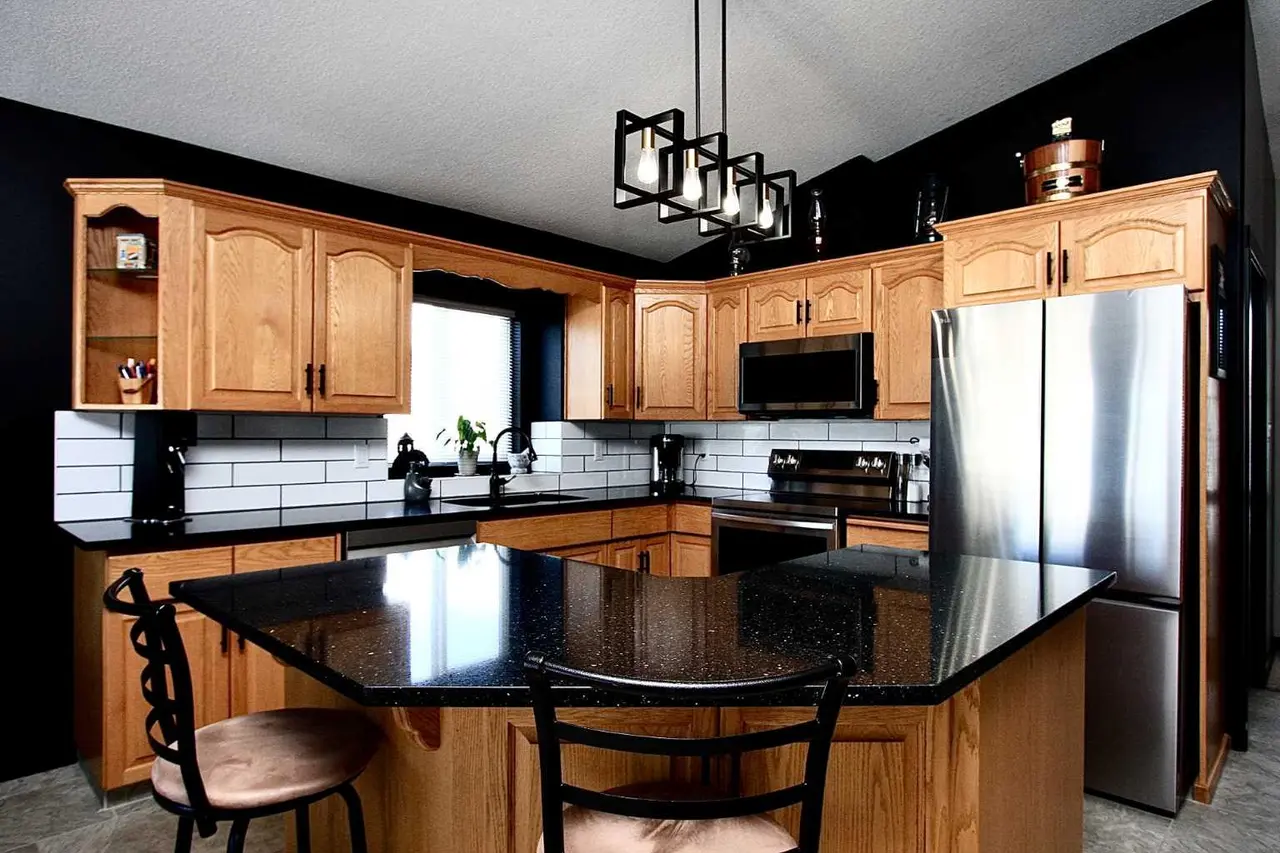 310B Edgewood Close 
