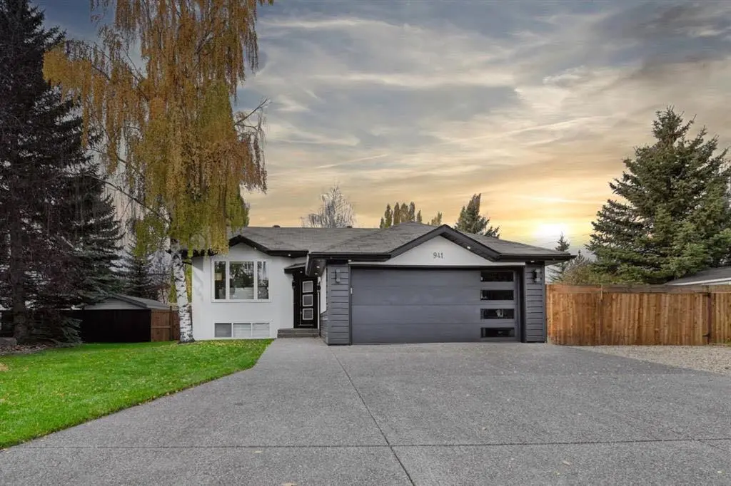 941 west chestermere Drive