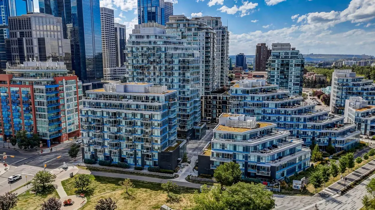 804, 118 Waterfront Court SW