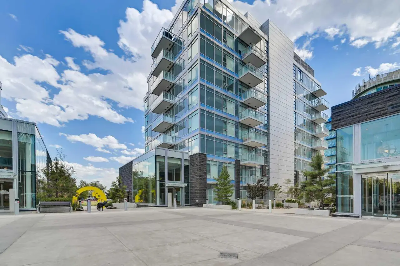 804, 118 Waterfront Court SW