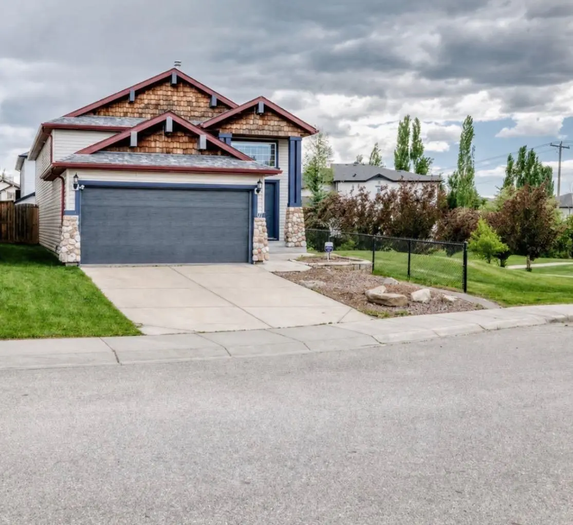 91 Panamount Gardens NW