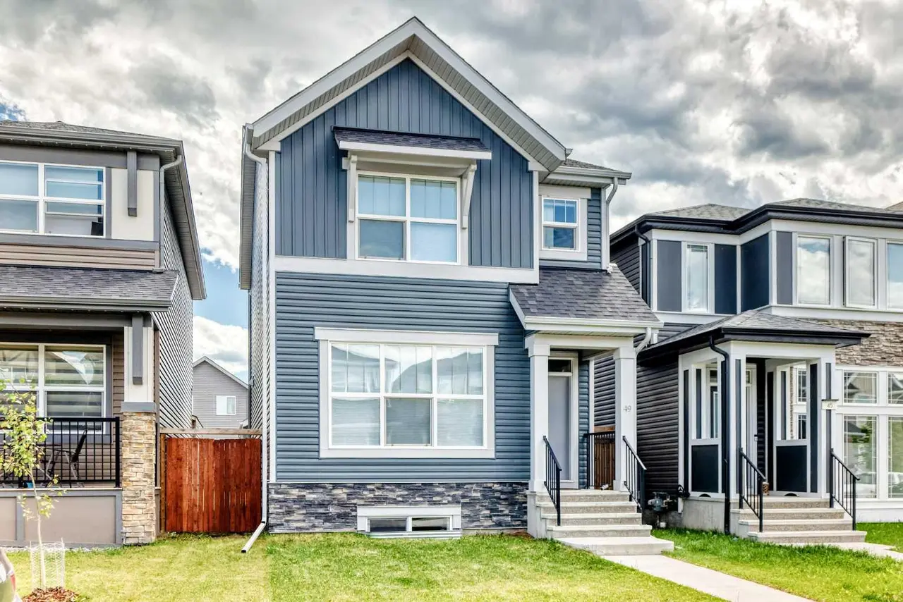 49 Legacy Glen Place SE