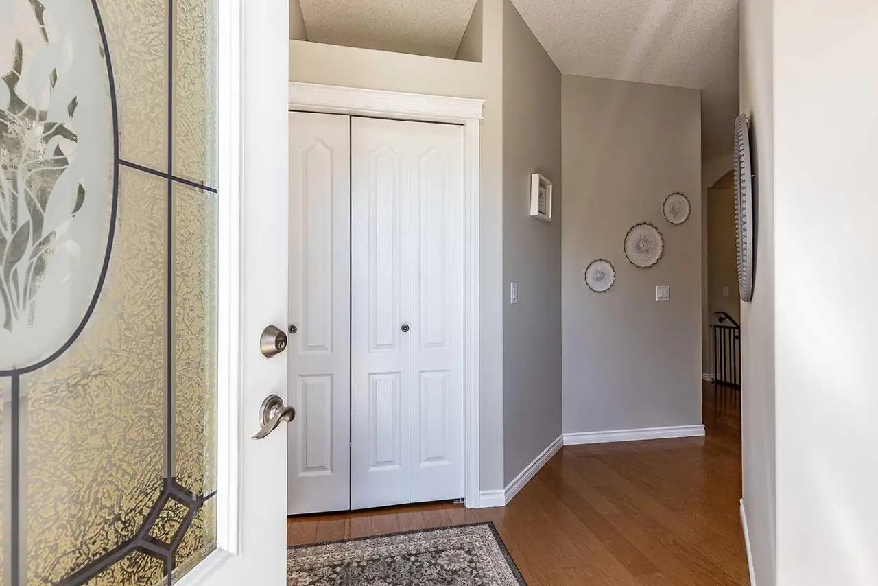18 Ranchlands Lane NE