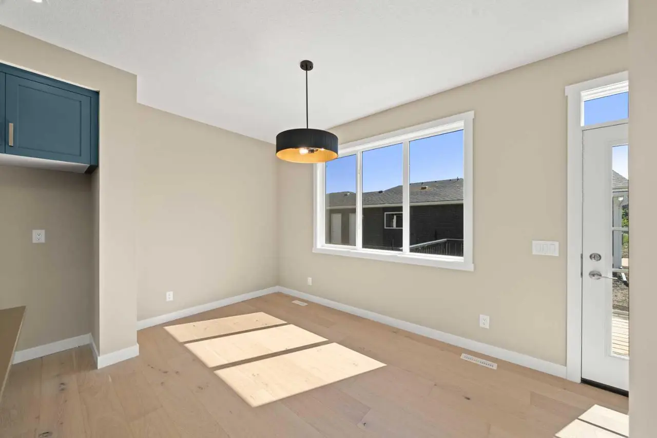 416 Sora Boulevard SE