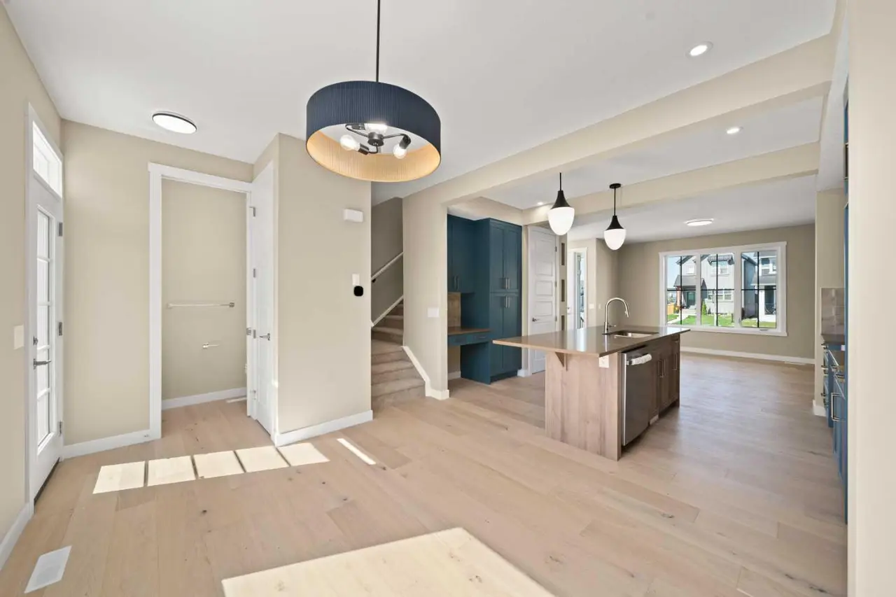 416 Sora Boulevard SE