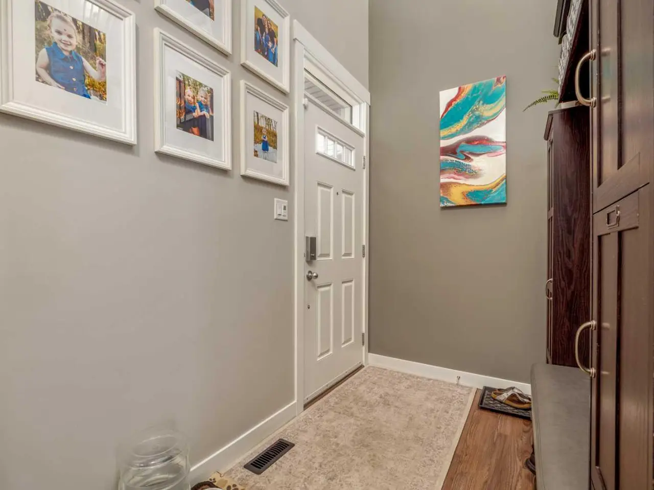 386 Moonlight Way W