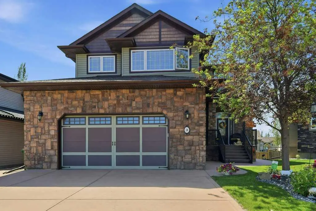 28 Oakdale Place 