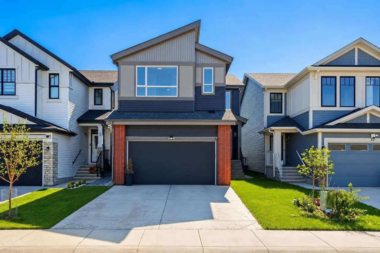 73 Mallard Grove SE