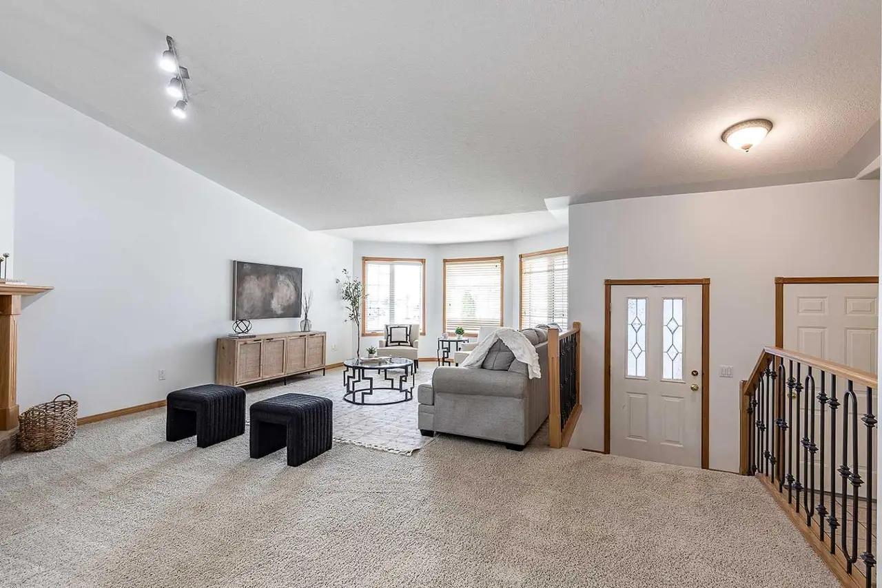 213 Sunrise Circle SW