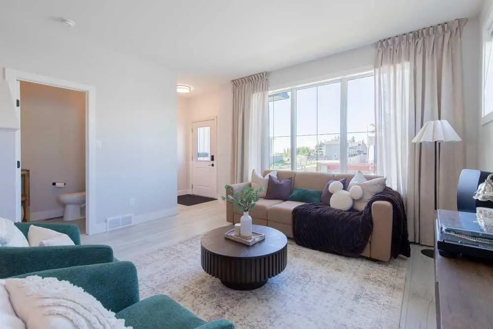 4311 Fairmont Gate S
