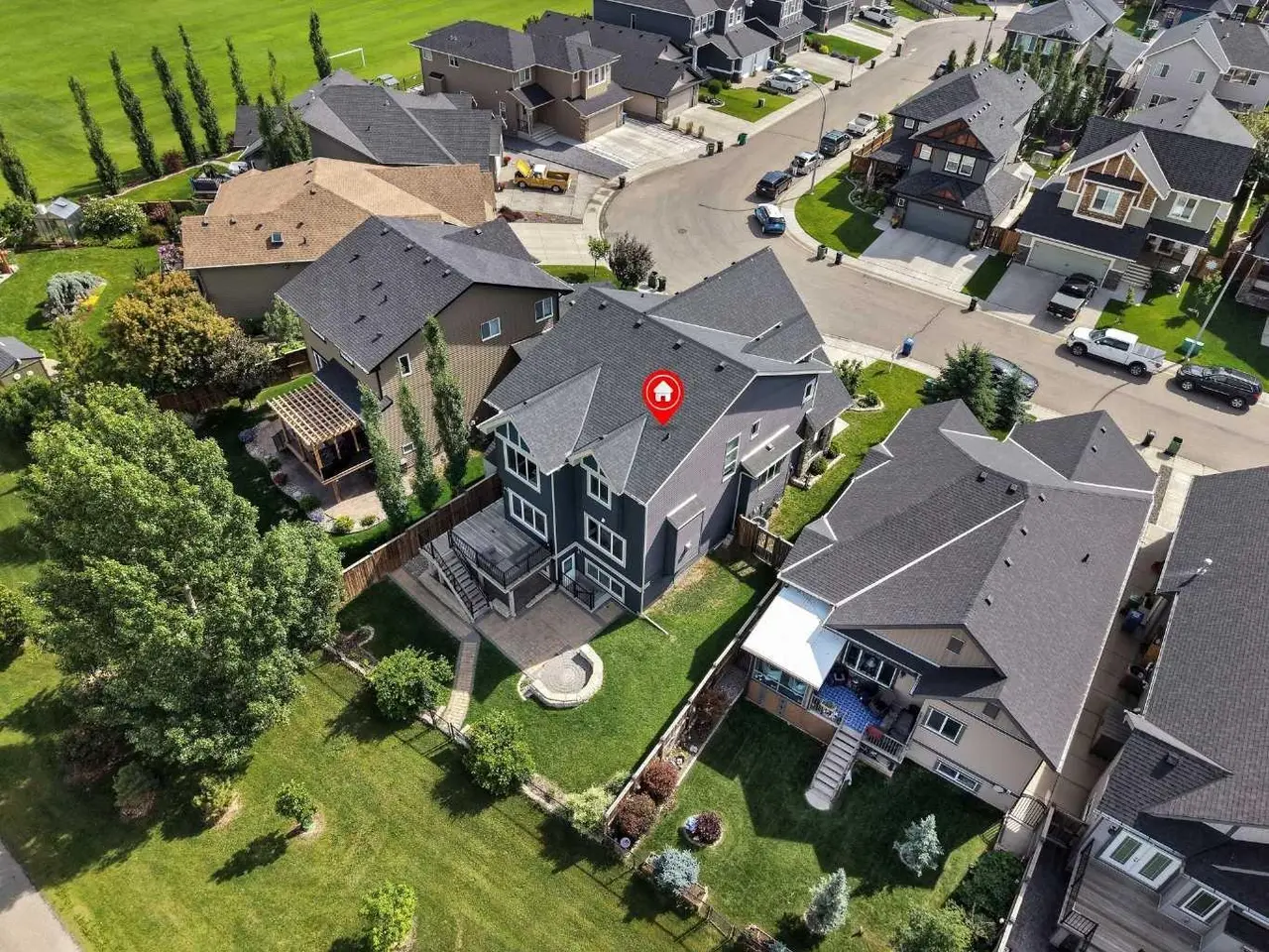 83 Ravenscroft Close SE