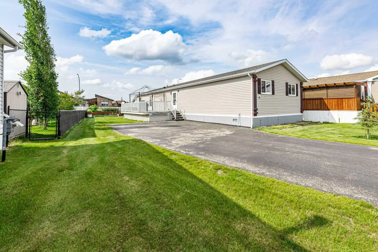 98, 15 Mackenzie Ranch Way 
