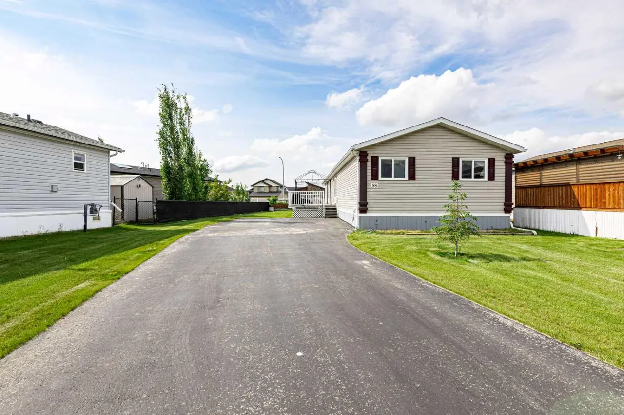 98, 15 Mackenzie Ranch Way 