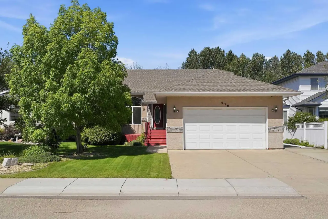 219 Lampard Crescent