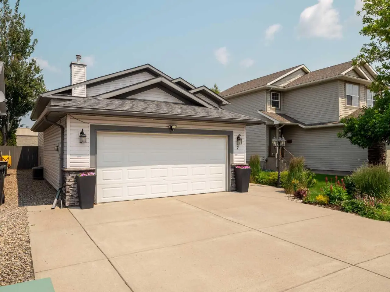 7 Kodiak Boulevard N