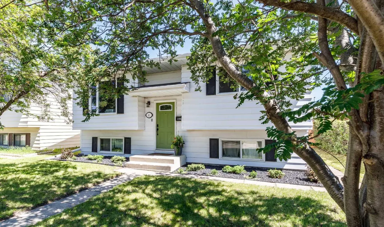 41 Mcdougall Crescent