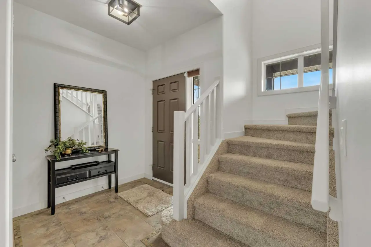 132 Ingle Close 