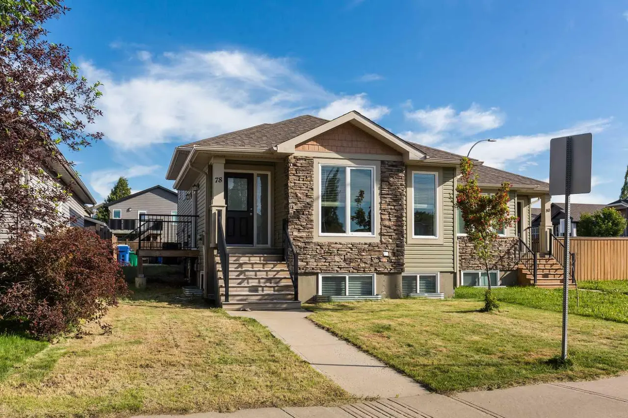 78 Sunridge Boulevard W