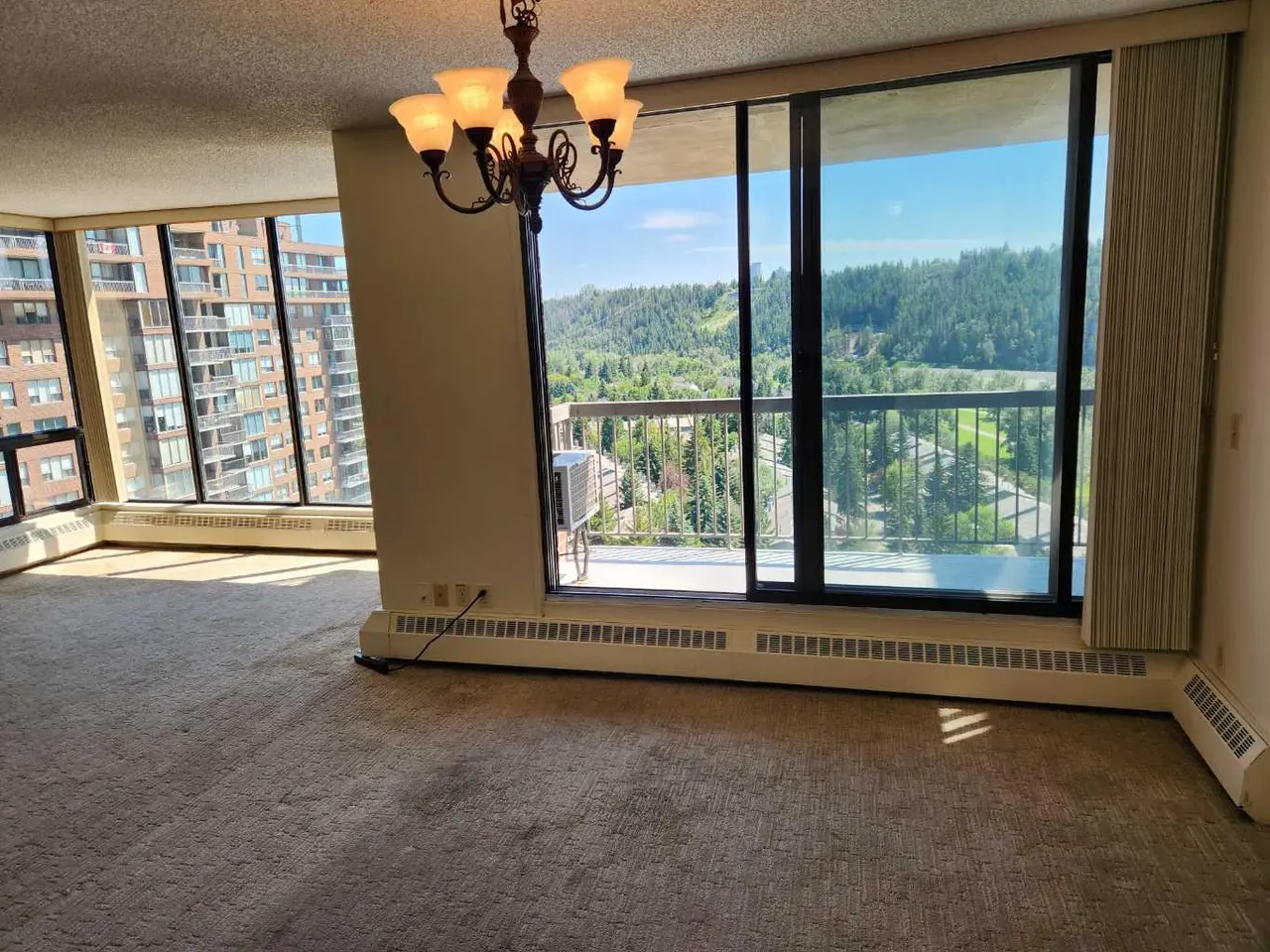 1806, 80 Point Mckay Crescent NW
