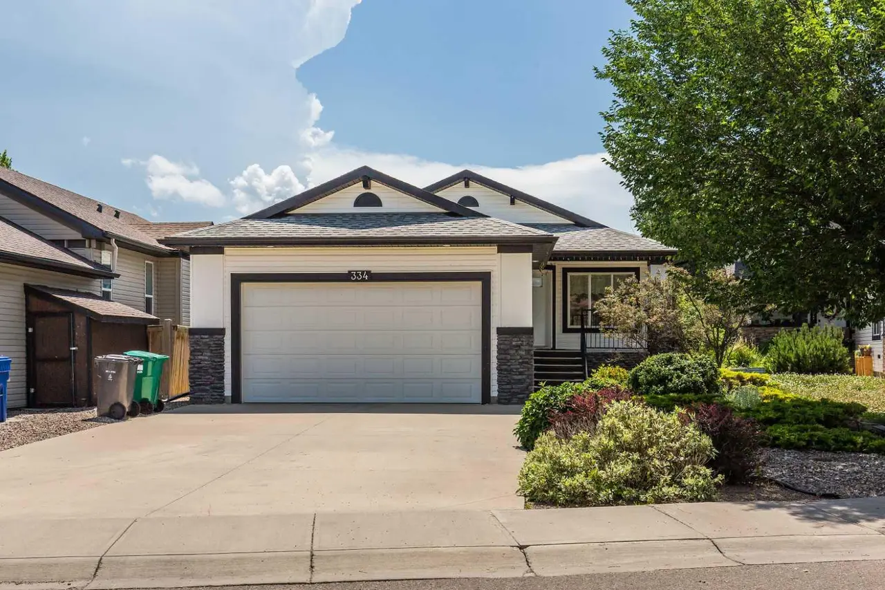 334 Mt Sunburst Way W