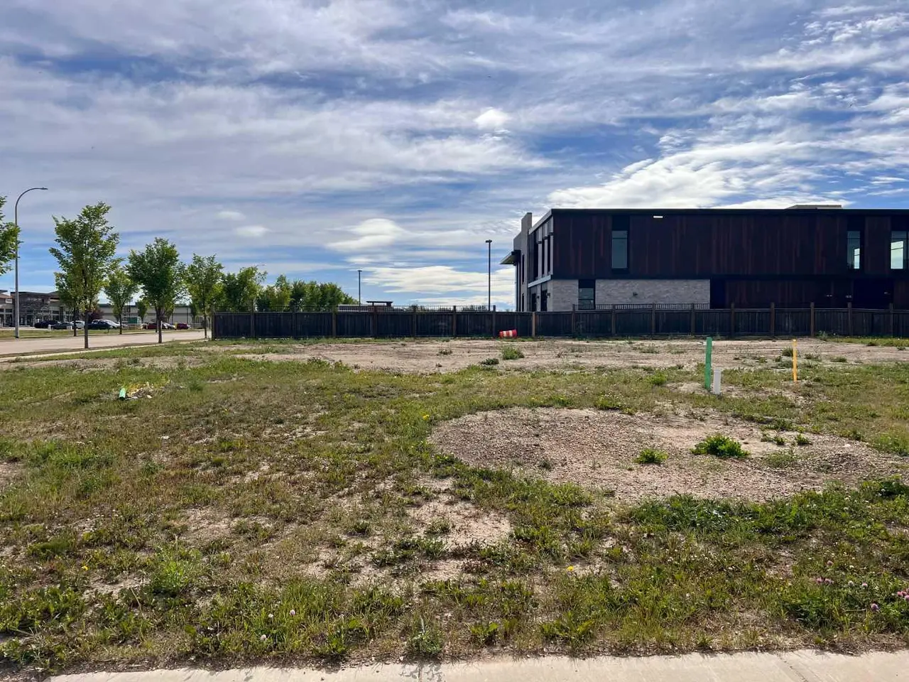 6625 & 6629 105A Street 
