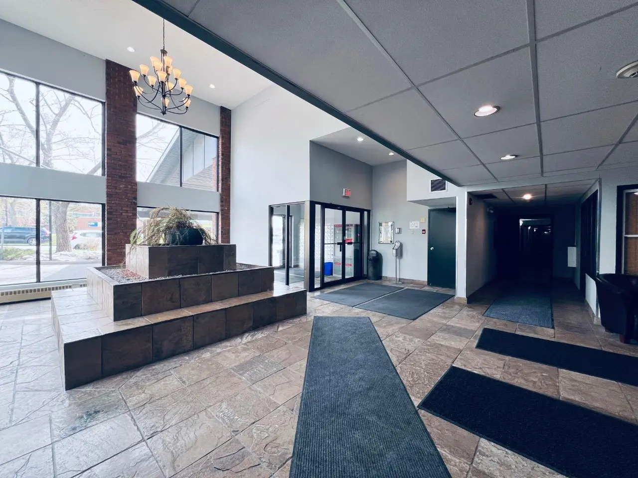 114, 550 Westwood Drive SW