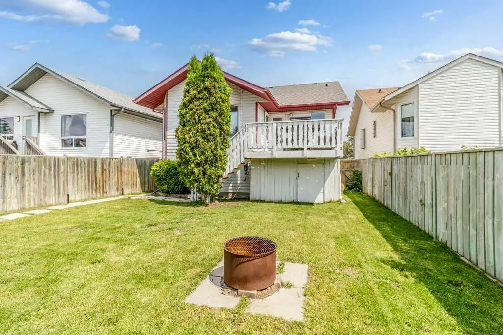 26 Lockwood Avenue 
