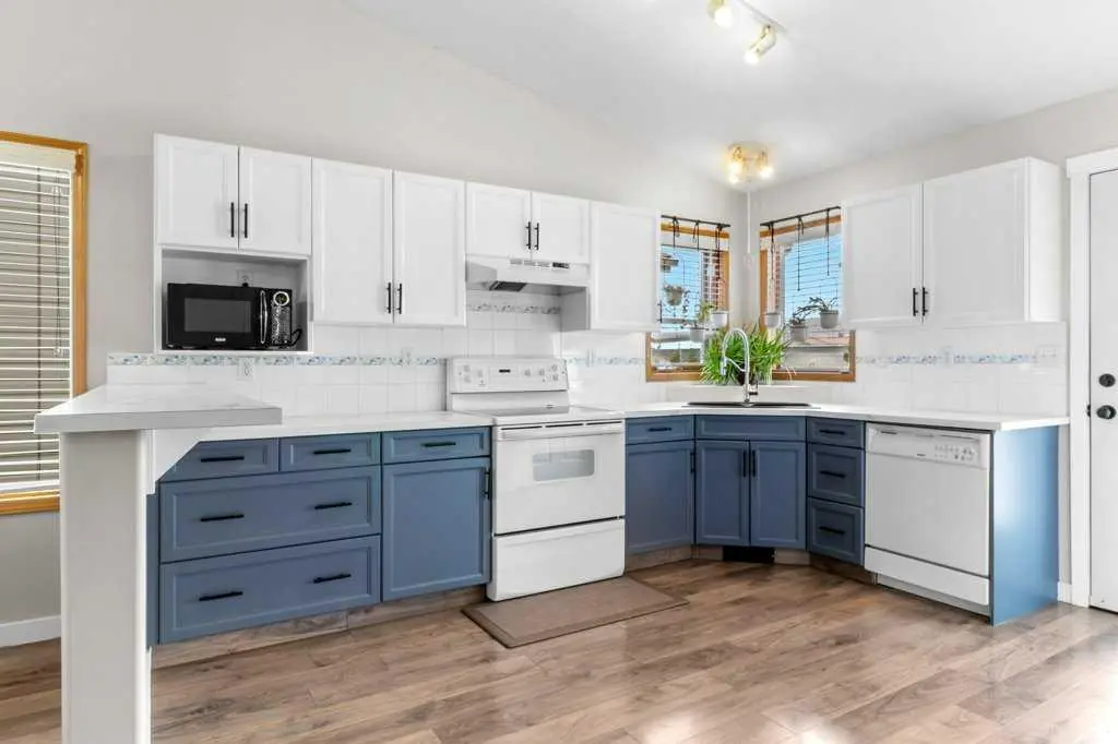26 Lockwood Avenue 