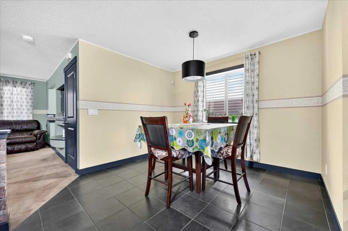 42 Skyview Point Link NE