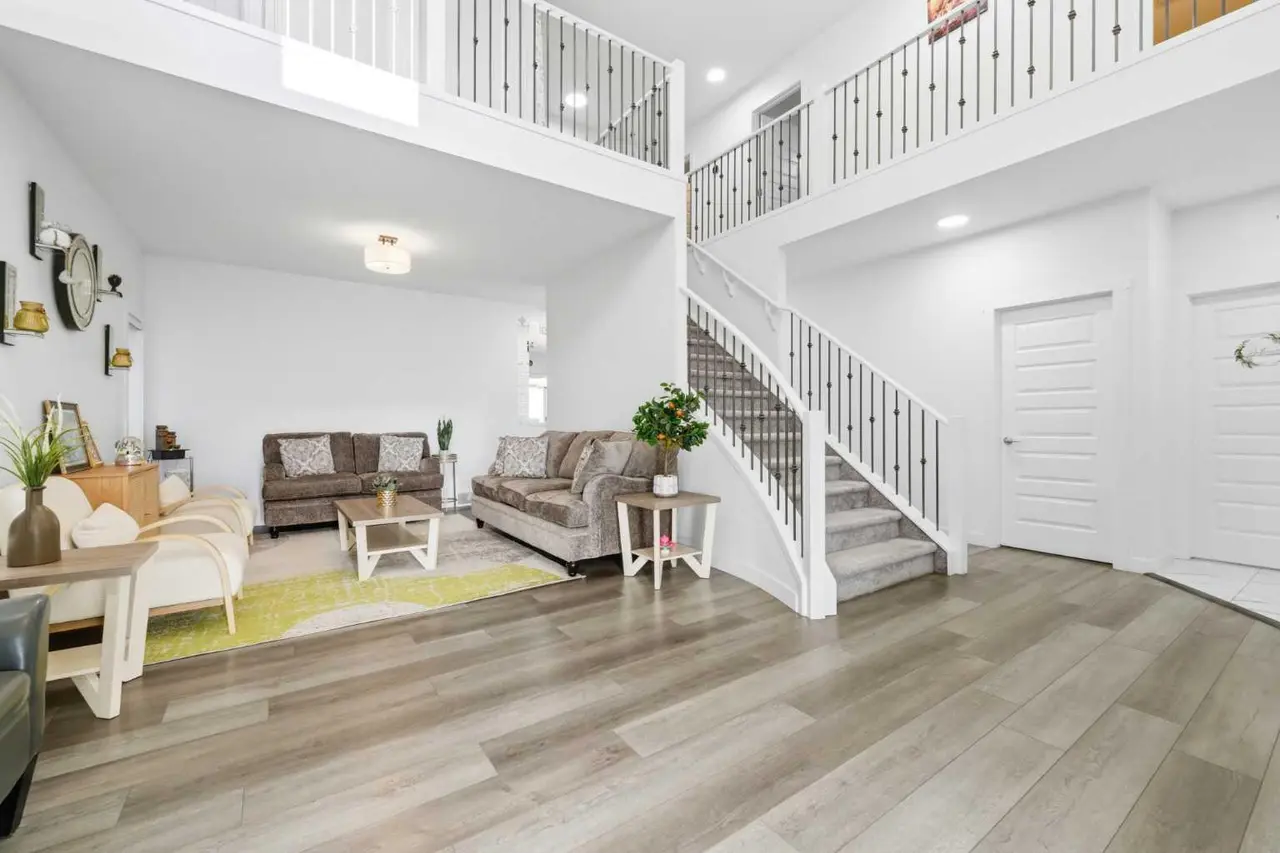 109 Homestead Crescent NE