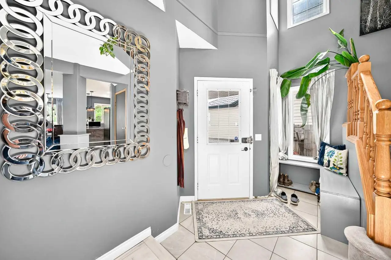 216 Hidden Spring Green NW