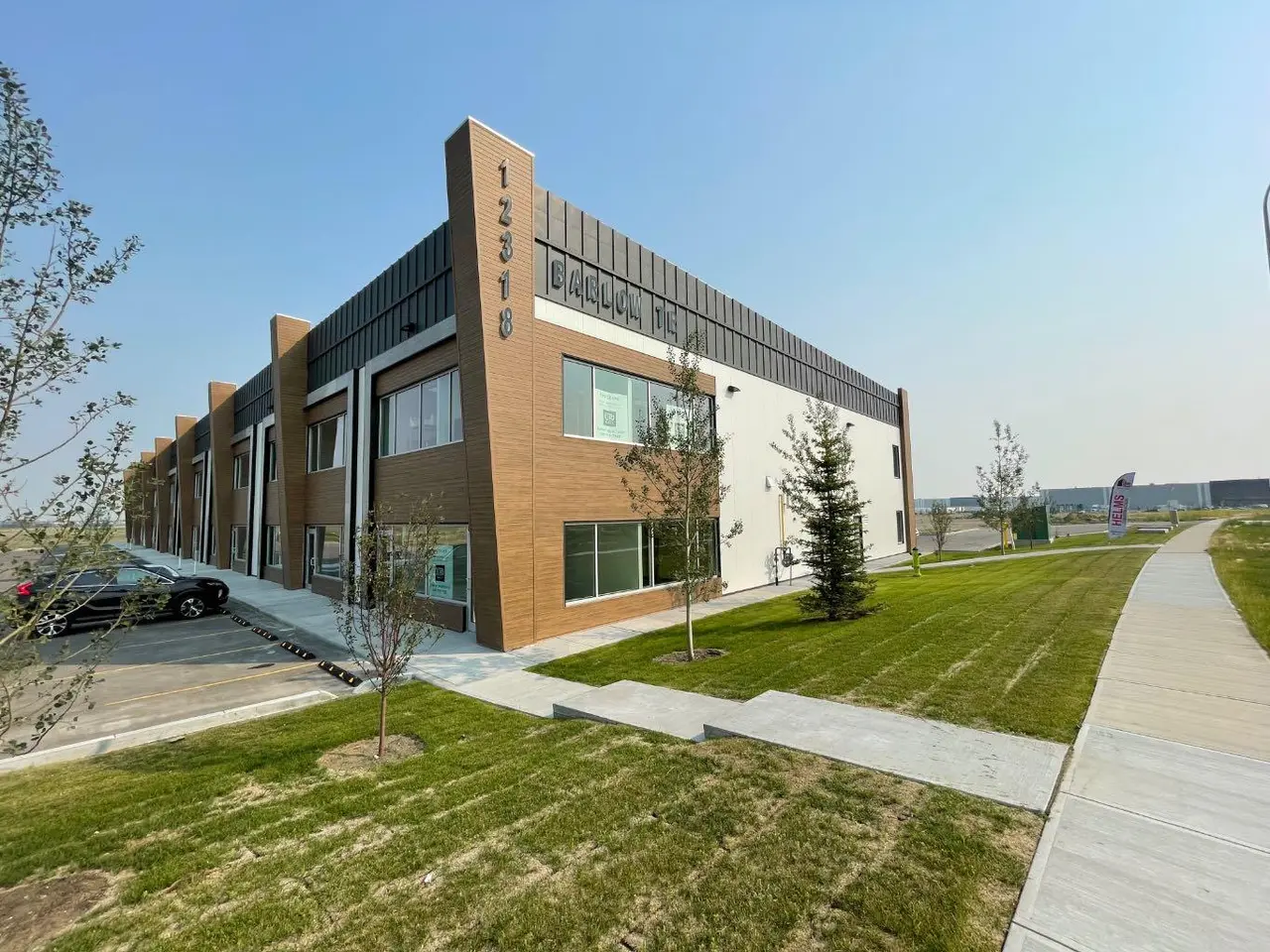 105, 12318 Barlow Trail NE