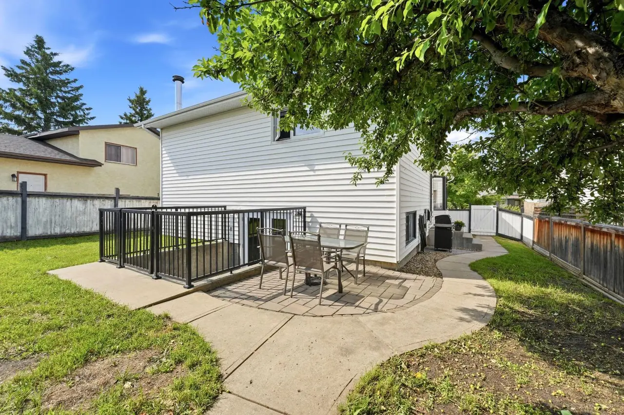 5 Everitt Crescent 