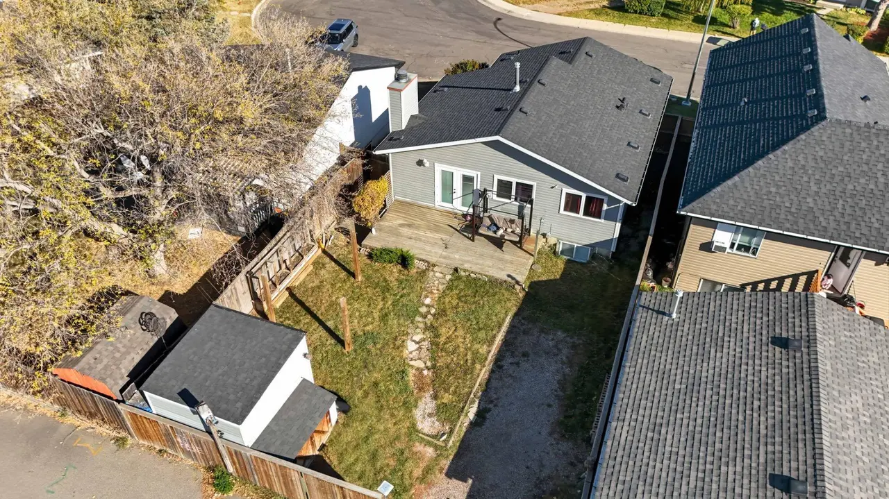 108 Falchurch Crescent NE