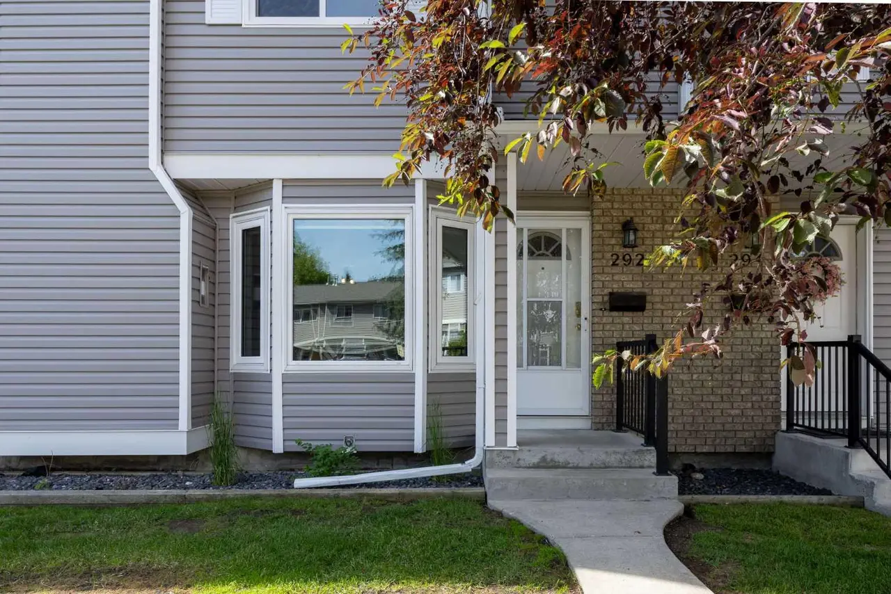 292 Cedarwood Park SW