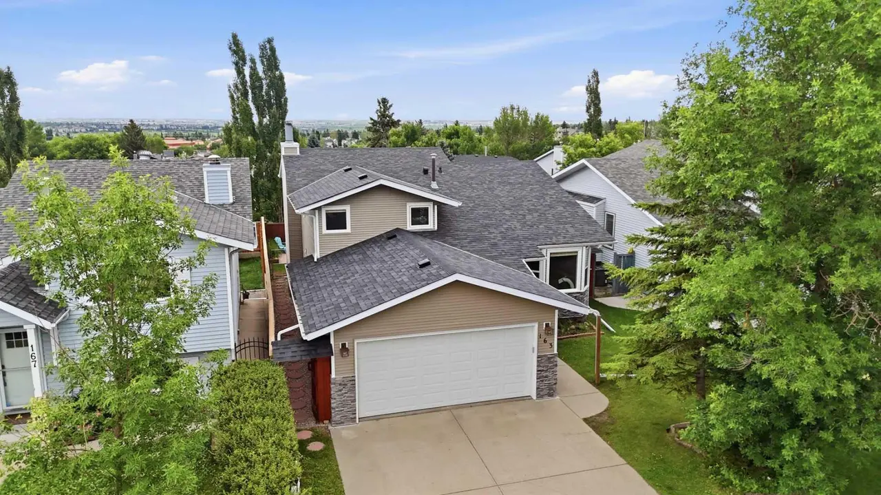 163 Macewan Meadow Way NW